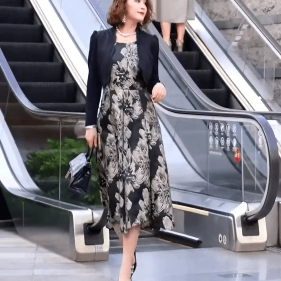 Vestido Clássico Mademoiselle™ / O Glamour Atemporal da Moda Vintage em uma Única Peça!