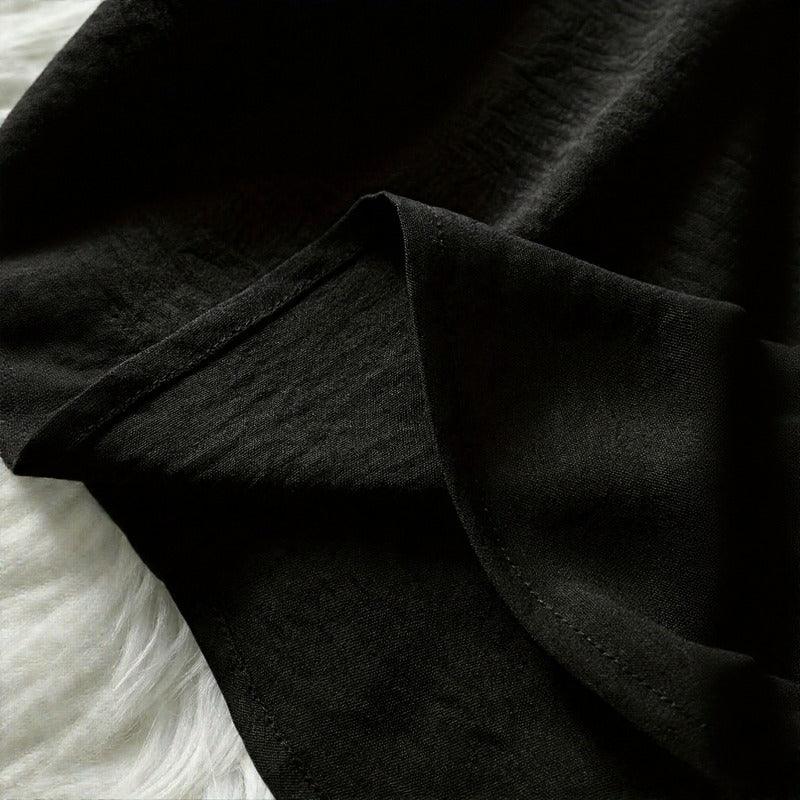 Blusinha Maya™ com Barra Curva Delicada e Decote em V com Abertura