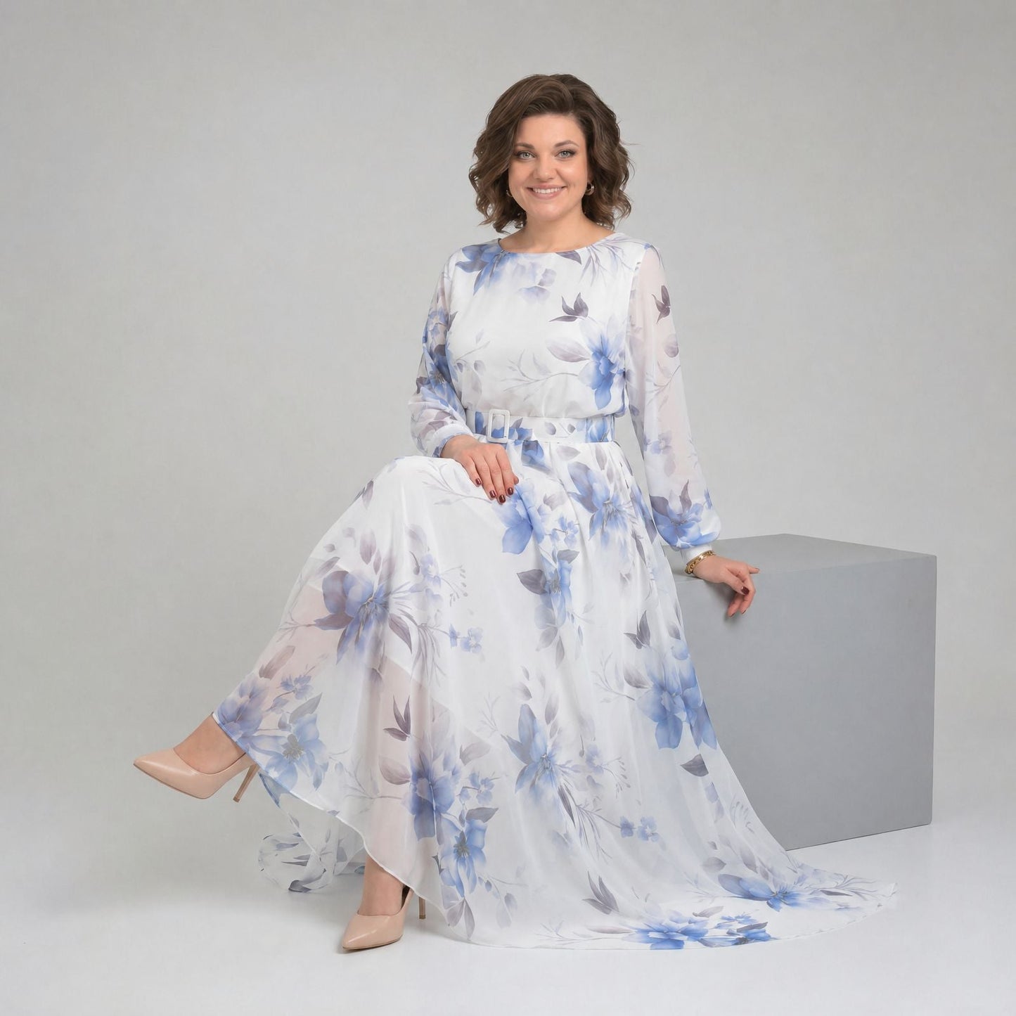 Vestido Manuela™ com Cintura Definida e Decote Canoa
