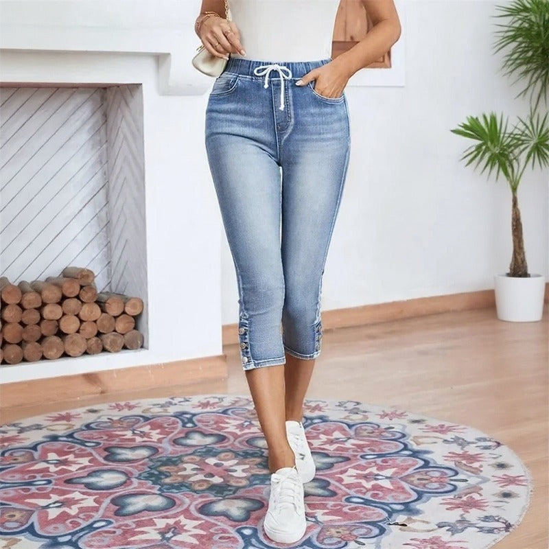 Calça Capri Lunessa™ em Jeans Flexível e Cintura Ajustável