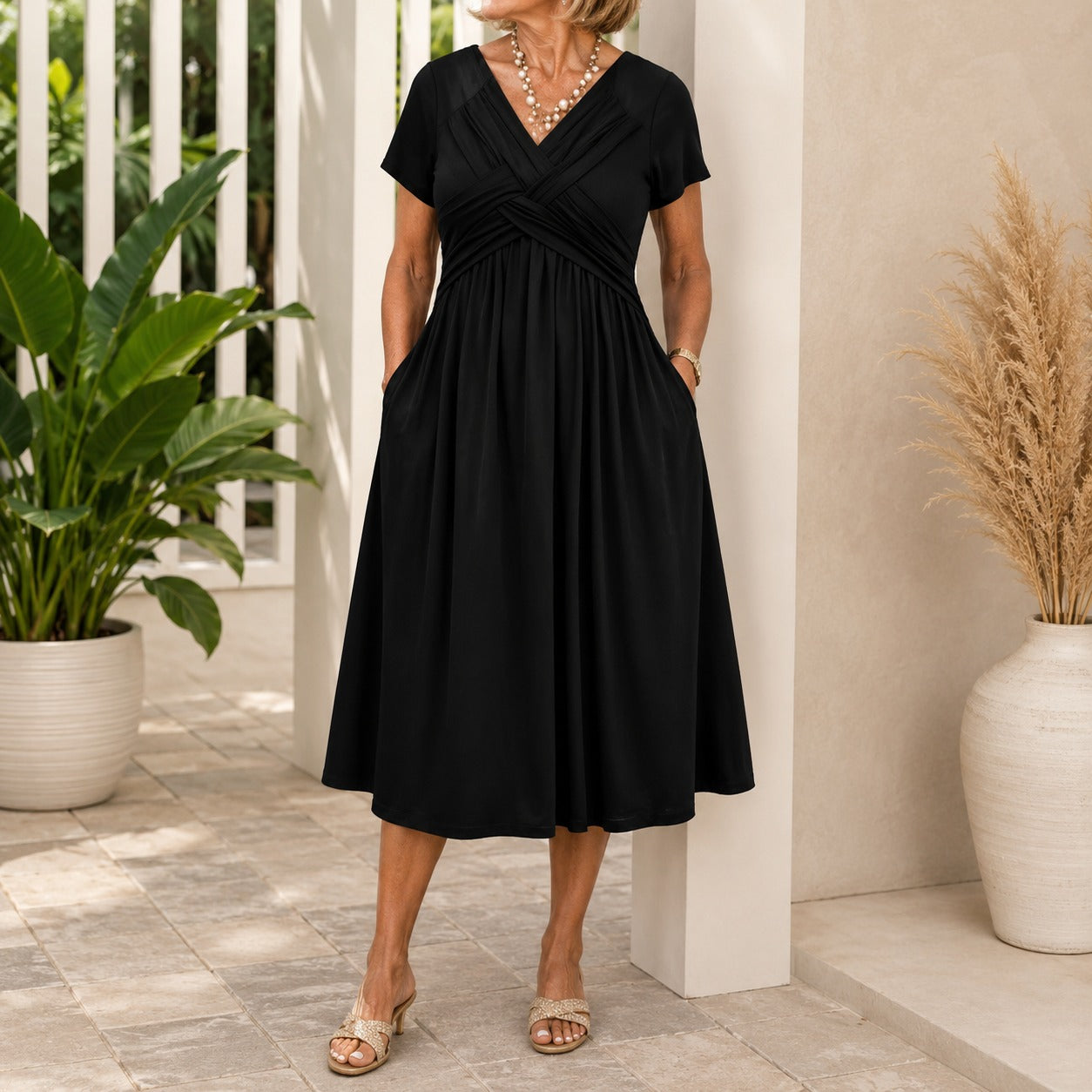 Vestido Lirenne™ com Decote Transpassado, Mangas Curtas e Saia Ampla / Do almoço ao evento com naturalidade