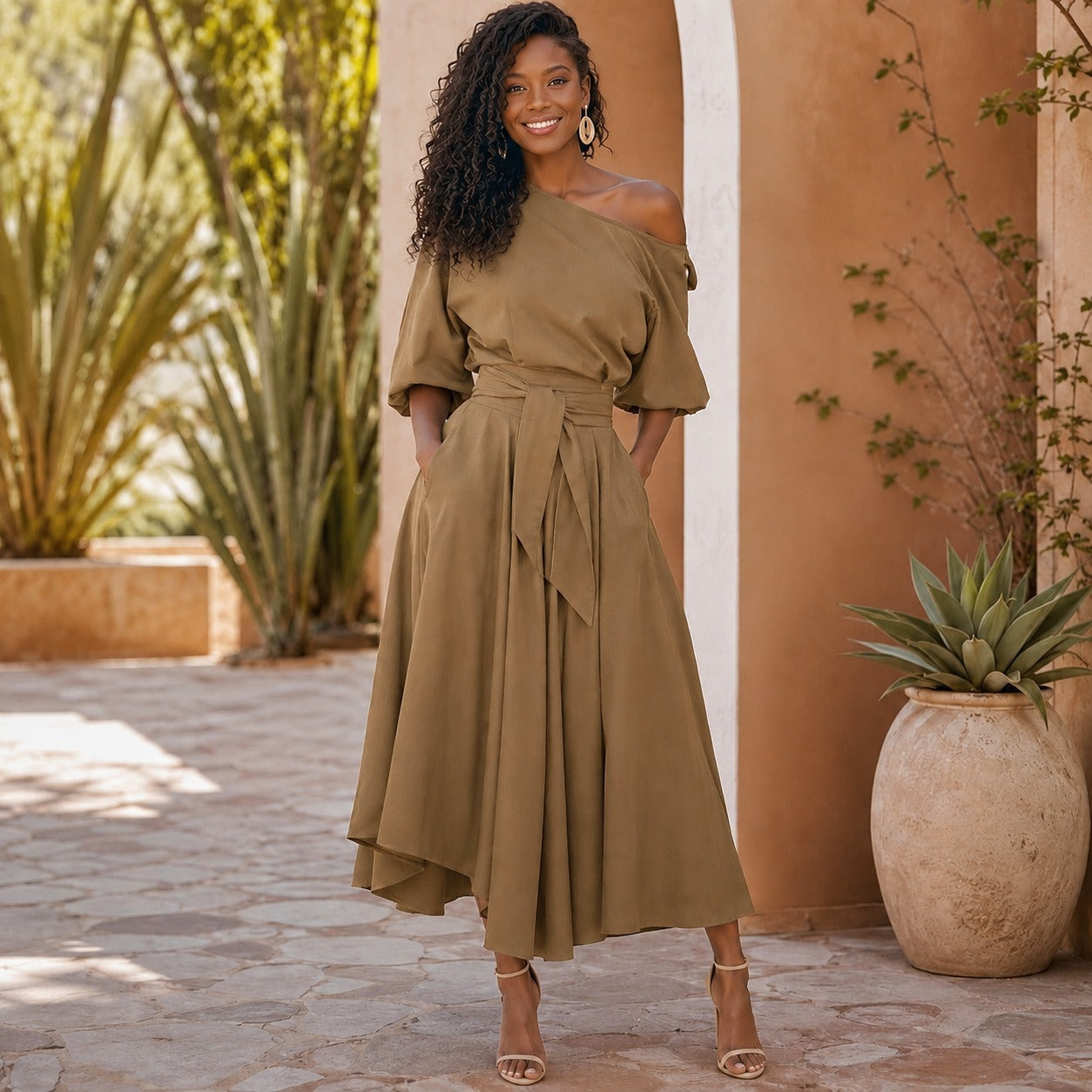 Vestido Verona Belle™ com Decote Versátil e Amarração Elegante na Cintura
