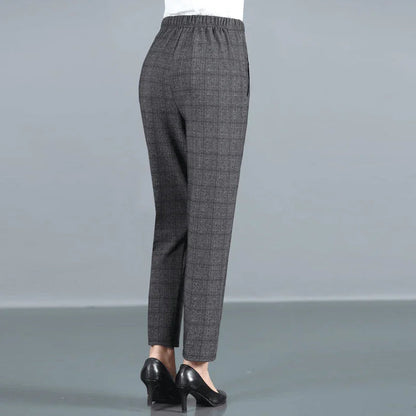 Calça Louise™ em Alfaiataria com Interior em Sherpa /Conforto Sublime e Elegância Atemporal para o Inverno!