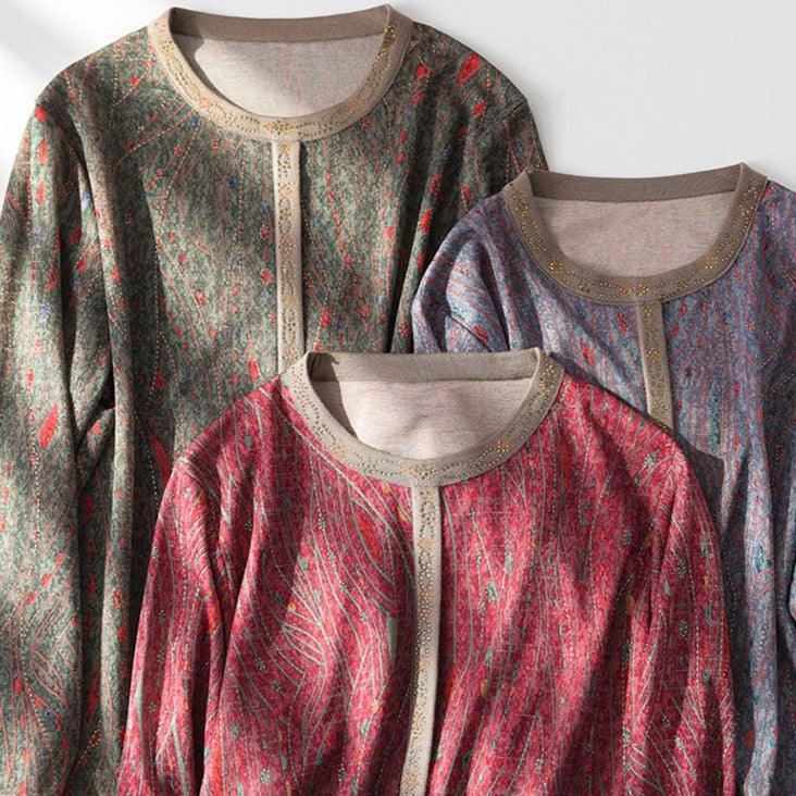 Blusa Manga Longa Flor de Liz™ com Detalhes em Strass e Tecido em Algodão / A Campeã de Elogios do Outono Inverno 2024!