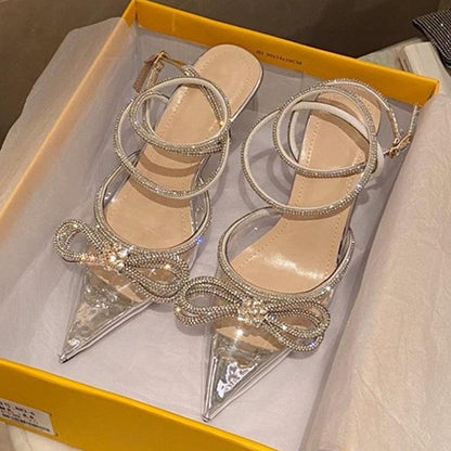 Sapato Salto Alto Feminino - Sophistique / O Toque de Elegância que Seus Pés Merecem!