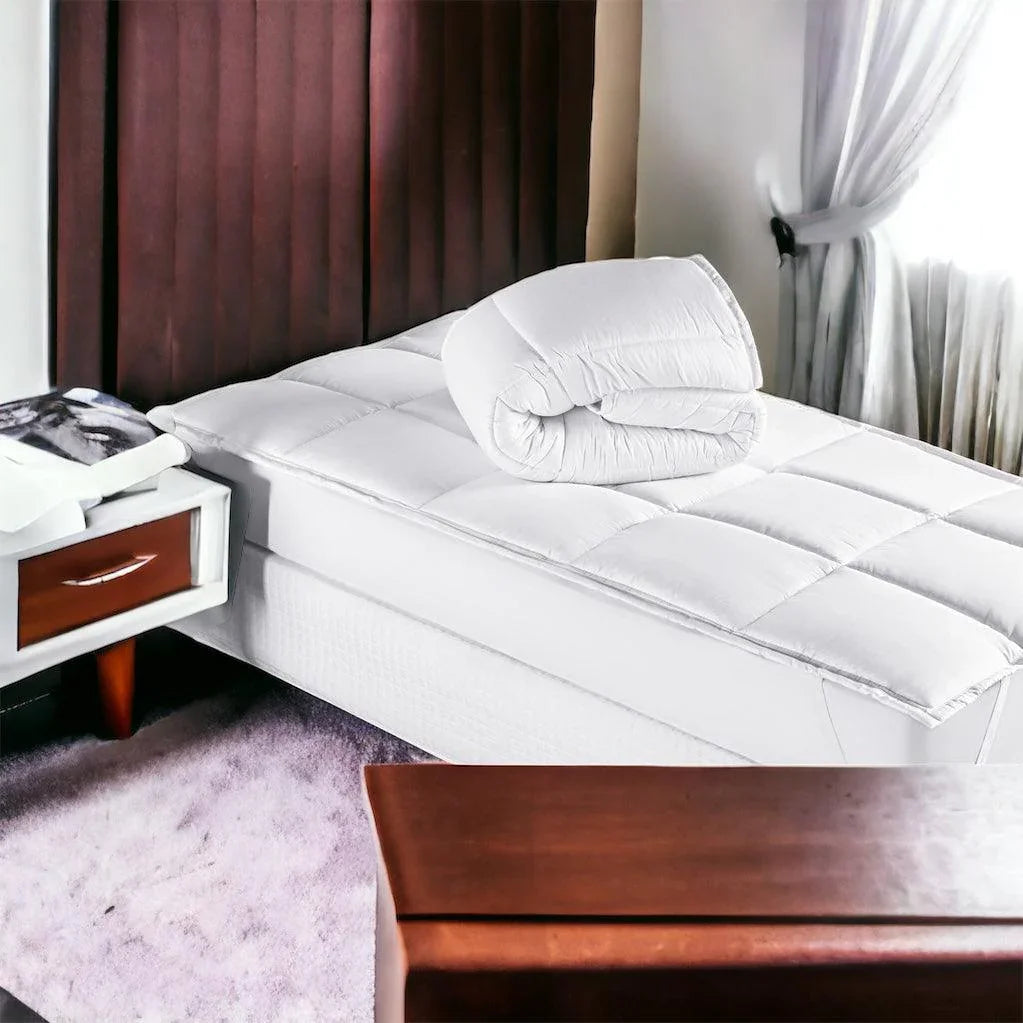 Pillow Top Ultra Confort™ - Micro Percal 400 Fios: Proteção Elegante e Toque Aveludado.