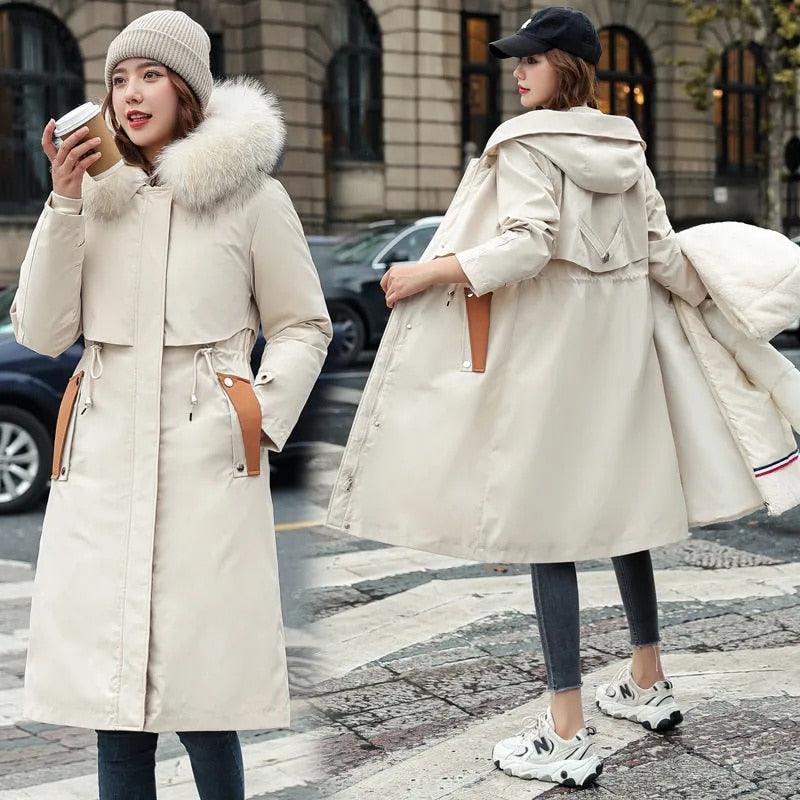 Parka Feminina com Capuz de Pelúcia - FurryFemme / A Forma Mais Estilosa de Se Proteger do frio!