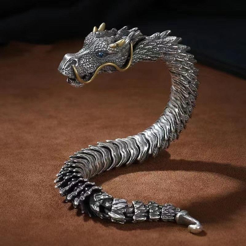 Pulseira Viking Ragnarok™  / Uma Joia Rica em Detalhes que Exala Imponência!