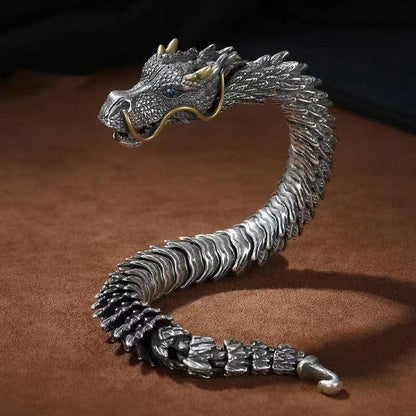 Pulseira Viking Ragnarok™  / Uma Joia Rica em Detalhes que Exala Imponência!