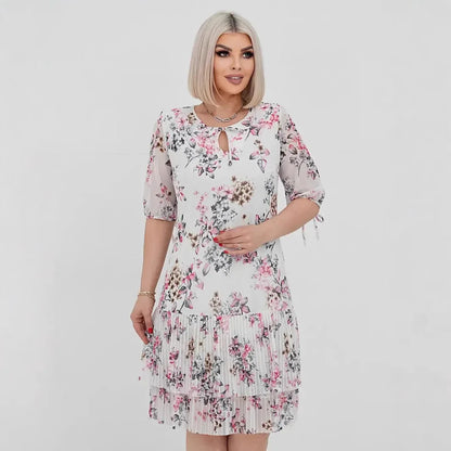 Vestido Évelyne™ com Estampa Floral Delicada e Mangas 3/4