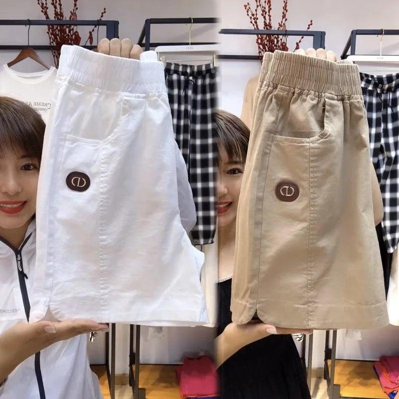 (Super Promo: Compre 2 Leve 3) Shorts Clarisse™ em Sarja com Cintura Elástica e Caimento Soltinho / Elegância e Frescor para o Verão!