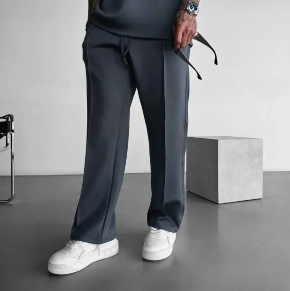 [COMPRE 1 E LEVE 2] Calça Zurich™ Estilo Alfaiataria com Caimento Solto / O Novo Conceito de Esporte Fino Masculino!
