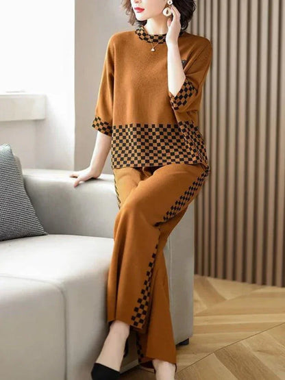 Conjunto Emília™ com Detalhes em Xadrez / Refinamento, Estilo e Conforto para a Mulher Moderna!