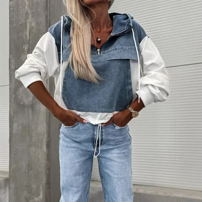 Blusa DenimMode™ em Jeans Lavado e Moletom de Algodão Suave / Para Mulheres que Criam Tendência com Leveza e Atitude!