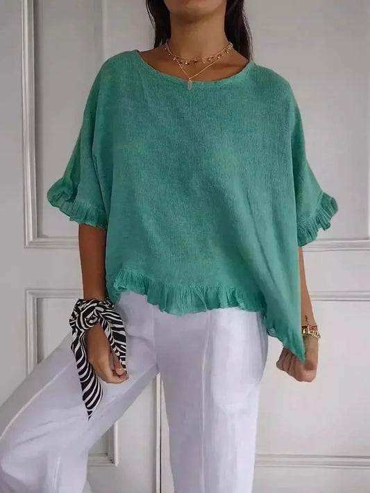 [BLACK FRIDAY - COMPRE 2 E LEVE 3] Blusinha Bellatriz™ com Babado e Caimento Solto em Algodão/ Conforto e Estilo para Mulheres Modernas!