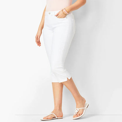 Calça Jeans Capri Sorelly™ Com Modelagem Ajustada E Barra Com Fenda Sutil / O Jeans Leve Para Looks Mais Sofisticados