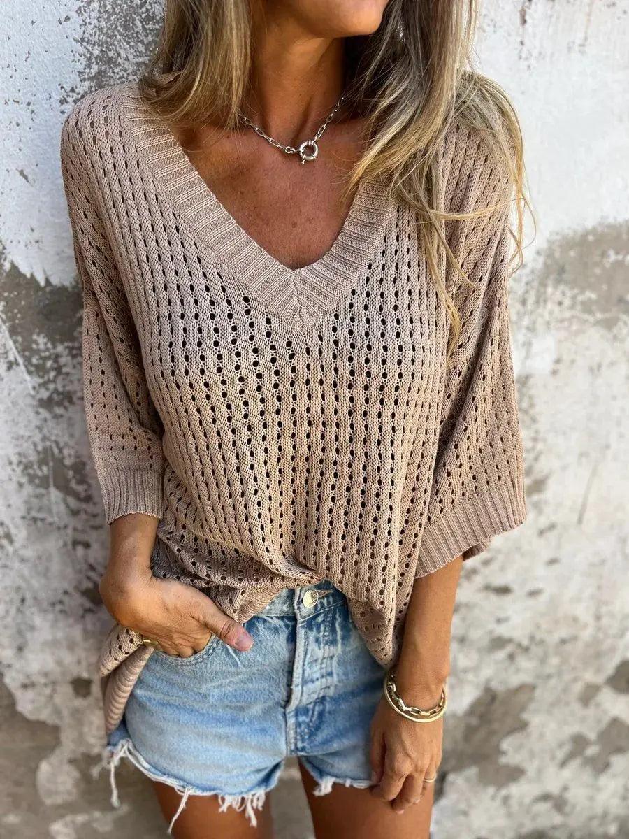 Blusinha Maré™ em Crochê de Algodão com Gola V / Leveza e Frescor para Dias de Sol!