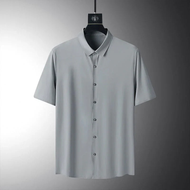 Camisa Social Manga Curta em Seda Gelo - Alto Padrão / Um toque de elegância em seu guarda-roupa!