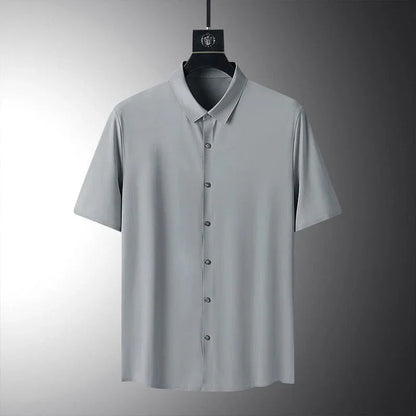 Camisa Social Manga Curta em Seda Gelo - Alto Padrão / Um toque de elegância em seu guarda-roupa!