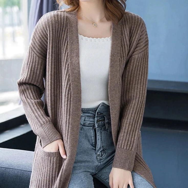 Casaco Estilo Cardigan Matilde™ em Tricot / Sofisticação e Aconchego para Todos os Momentos!