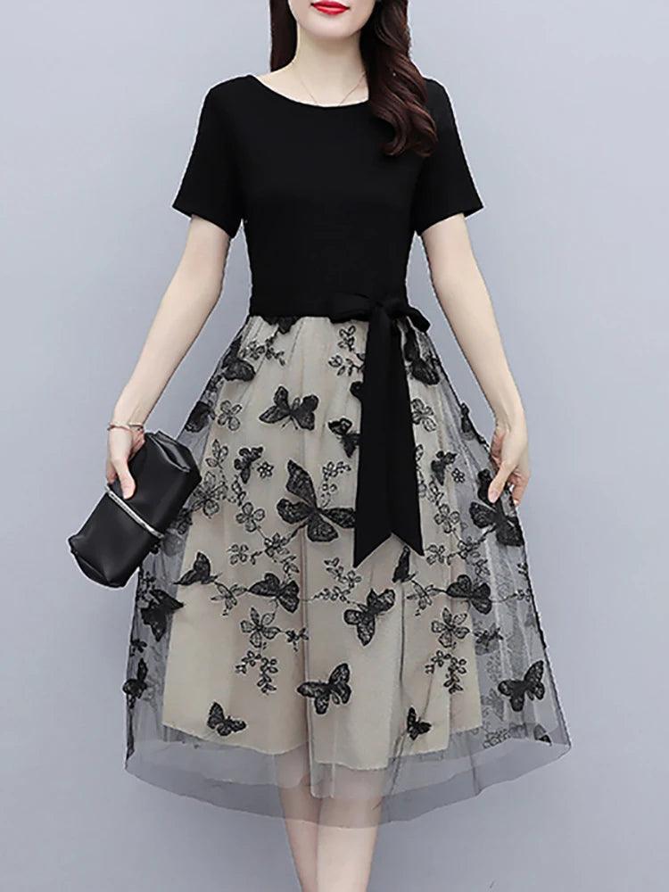 Vestido Dupla Camada Belleza™ com Detalhes de Borboleta / Elegância e Sofisticação em Cada Camada!
