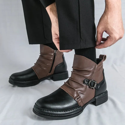 Bota Dallas™ em Couro Premium com Fivela Lateral Ajustável