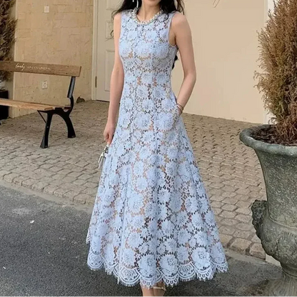 Vestido Elorien™ Com Renda Delicada e Caimento Fluido