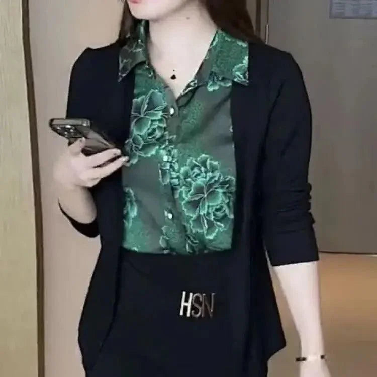 Blusinha Cardigan Morgana™ - Elegância Inconfundível / A Sedução das Flores em Uma Peça Versátil!