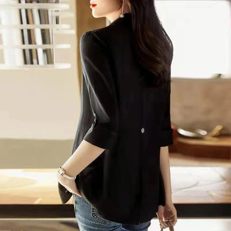 Blazer Colucci™ com Proteção UV - Leveza e Empoderamento para a Mulher Moderna!