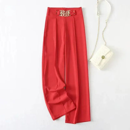 Calça Majesté™ com Fivela de Luxo e Caimento Perfeito / Exiba Sofisticação e Conforto em Cada Passo!