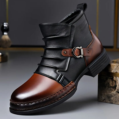 Bota Dallas™ em Couro Premium com Fivela Lateral Ajustável