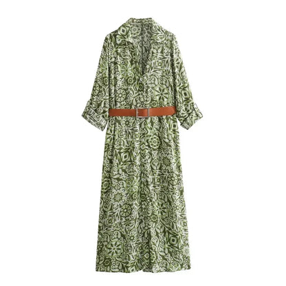 Vestido Capri Mediterrâneo™ com Estampa Exclusiva e Cinto Marrom / Um Charme Europeu com Toque Brasileiro!