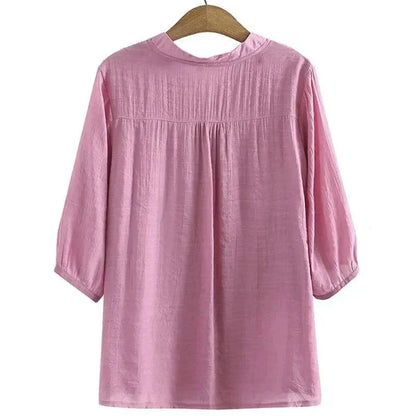 Camisa Feminina Julie™ com Manga 3/4 e Detalhe Renda -  Conforto, Elegância e Versatilidade para Todas as Ocasiões!