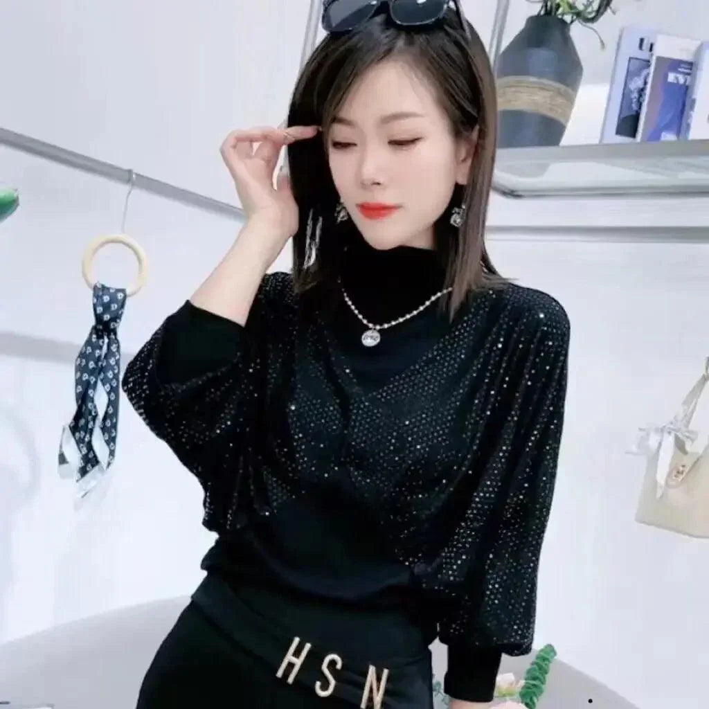 Blusinha Socialite™com Gola Alta / Elegânacia Discreta com um Toque de Luxo para o Dia a Dia!