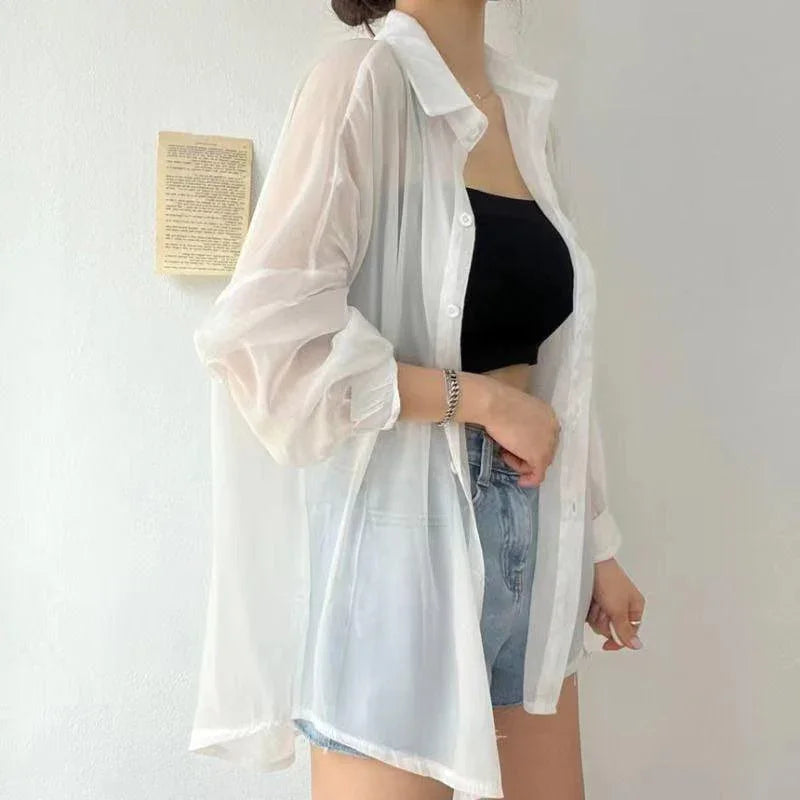 (Promoção Compre 1, Leve 2) Camisa Chiqué™ Estilo Sobretudo em Chiffon / Proteja-se do Sol com Muita Elegância e Estilo!!