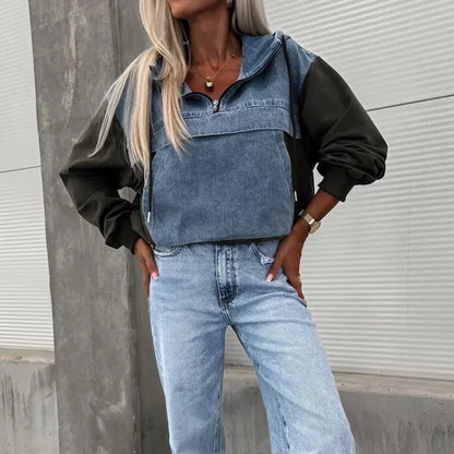 Blusa DenimMode™ em Jeans Lavado e Moletom de Algodão Suave / Para Mulheres que Criam Tendência com Leveza e Atitude!