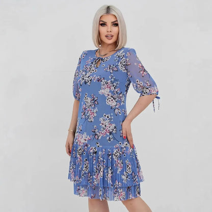 Vestido Évelyne™ com Estampa Floral Delicada e Mangas 3/4