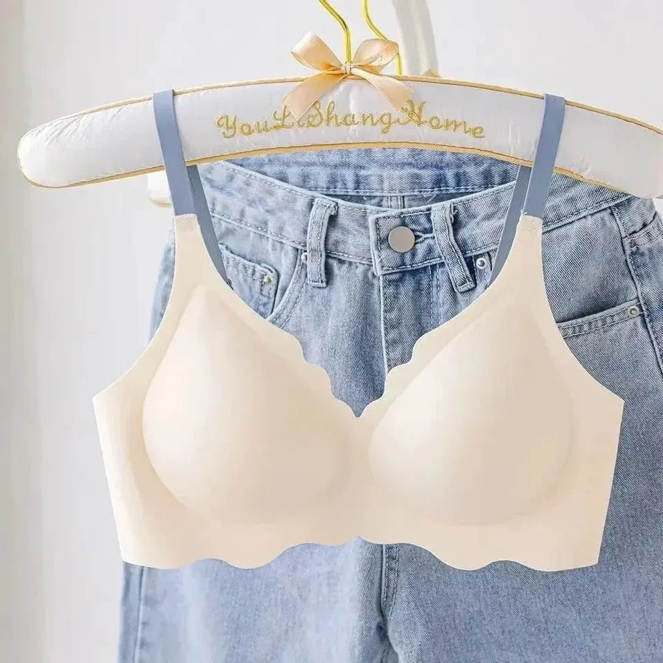 [COMPRE 3, LEVE 5] Kit de Sutiãs 5D Suavity™ Sem Aro, Sem Costuras e Sem Marcas / Sustentação Natural com Sensação de Segunda Pele!