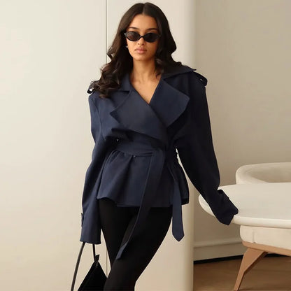 Casaco Bellecourt™ Estilo Trench Curto Com Modelagem Acinturada