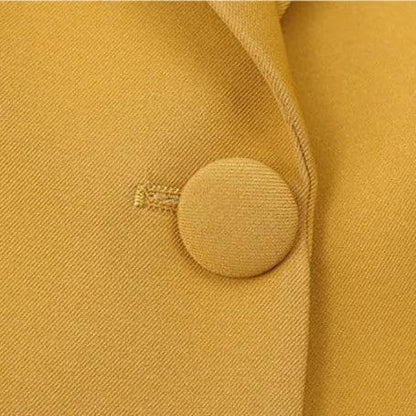 Blazer Casual Elizabeth™ Super Levinho com Broche  / O Único que Proporciona Sofisticação e Conforto na Medida Certa!