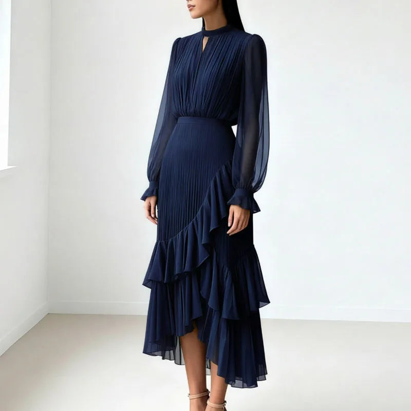 Vestido Lioren™ com Plissado Sofisticado e Babados Assimétricos