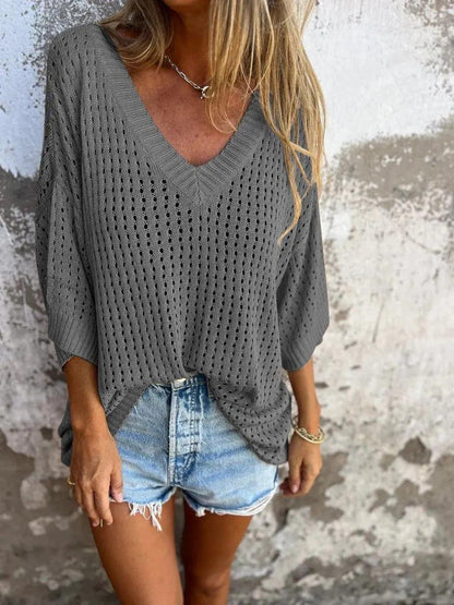 Blusinha Maré™ em Crochê de Algodão com Gola V / Leveza e Frescor para Dias de Sol!