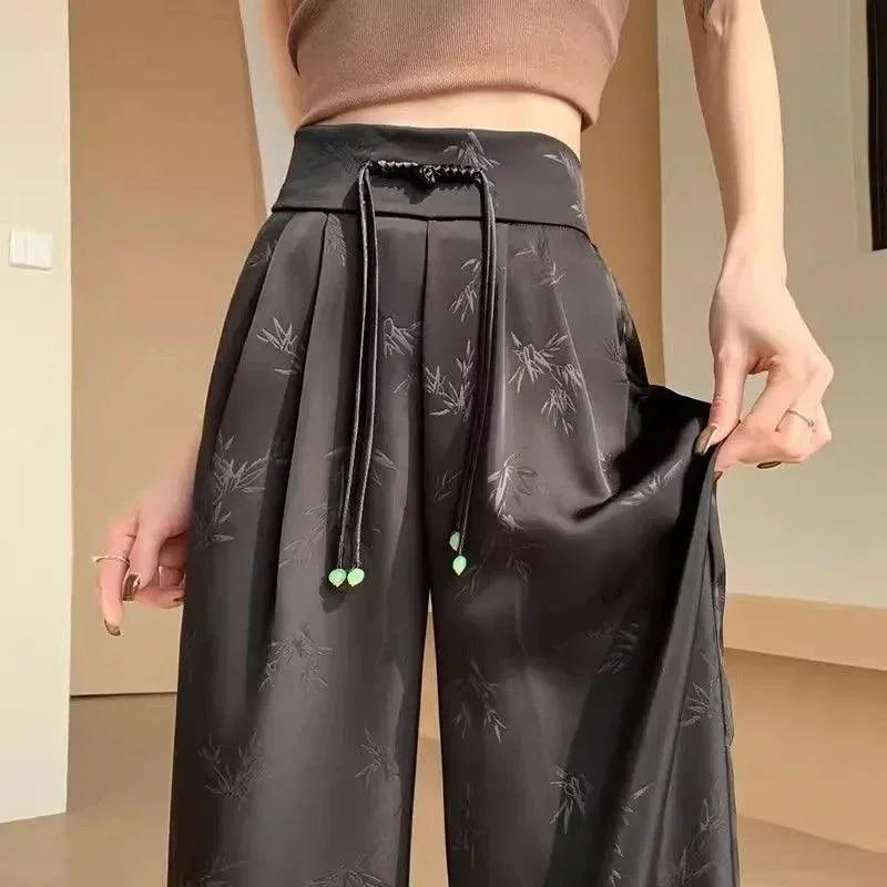 Calça Soltinha Jady™ Moda Gringa / Elegância, Conforto e Versatilidade em Seda Gelo Luxuosa!