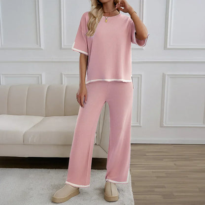 Conjunto Classy™ em Malha Premium com Detalhes Contrastantes / Para Quem Valoriza o Conforto com Toque Refinado!