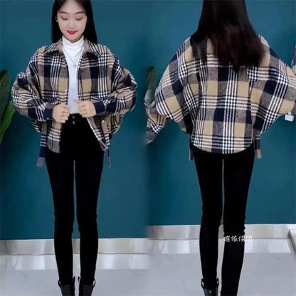 Casaco Dakota™ com Forro em Veludo e Mangas Morcego / Para um Look Despojado e ao mesmo tempo Confortável!