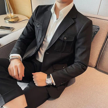 Blazer Casual Lauritz™ com Tecido Estruturado Premium / O Luxo Silencioso da Alfaiataria Italiana!