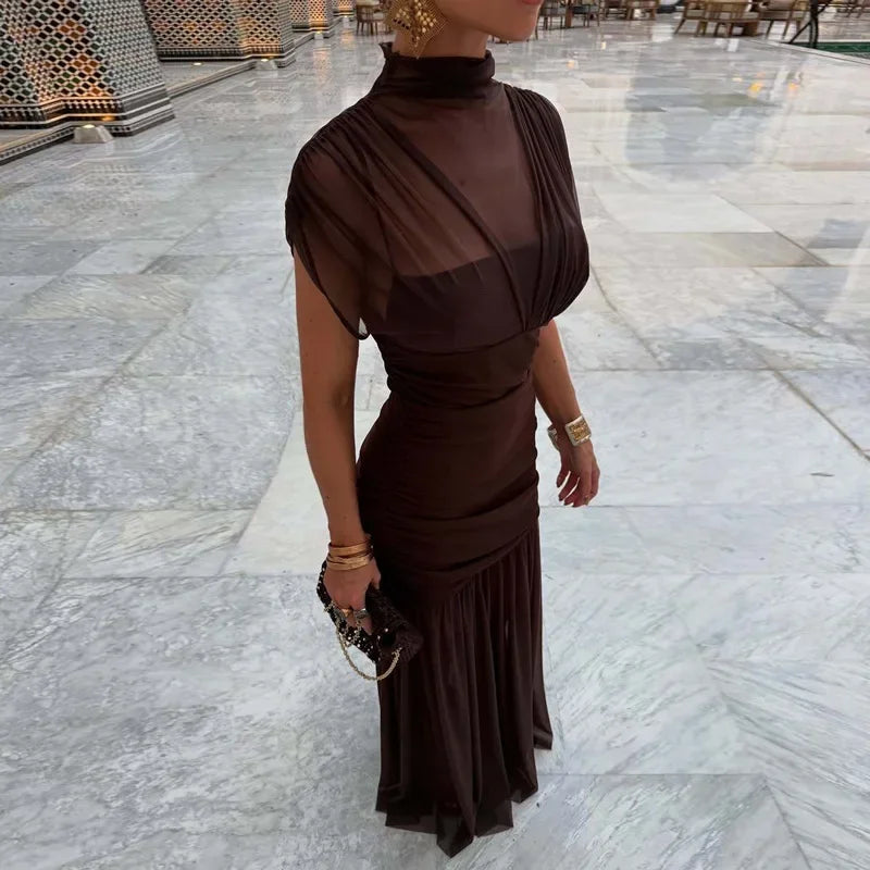 Vestido Elixire™ com Tule Translúcido e Drapeado Sofisticado