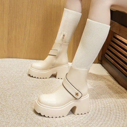 Bota Margareth™ com Cano Ajustável e Plataforma de 5cm - Elegância e Versatilidade em um Único Design!