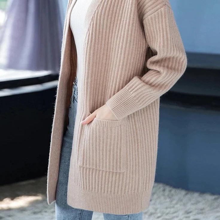Casaco Estilo Cardigan Matilde™ em Tricot / Sofisticação e Aconchego para Todos os Momentos!