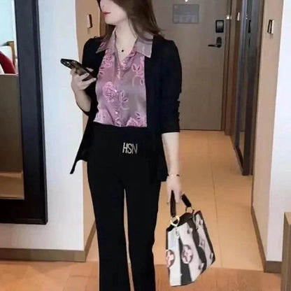 Blusinha Cardigan Morgana™ - Elegância Inconfundível / A Sedução das Flores em Uma Peça Versátil!